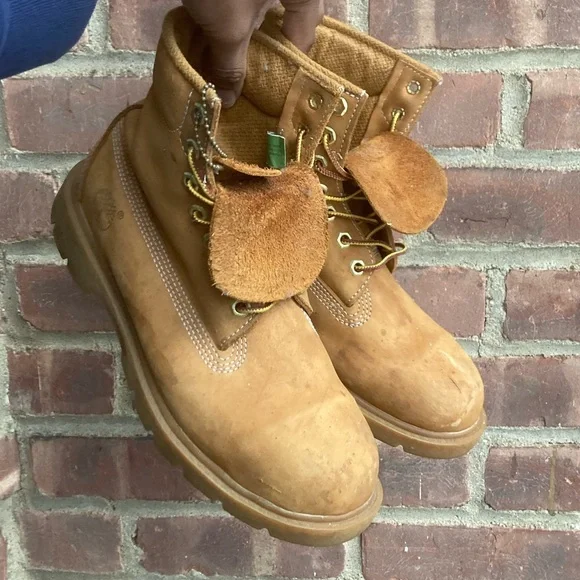 Slightly worn butter hiking timberland boots Timberland Boots Wheat Butter Nubuck 10 M Men main image 2